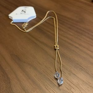 Don’t need anymore necklaces although it’s gorg!